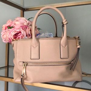 💕MARC JACOBS PURSE, PERFECT CONDITION W DUSTBAG